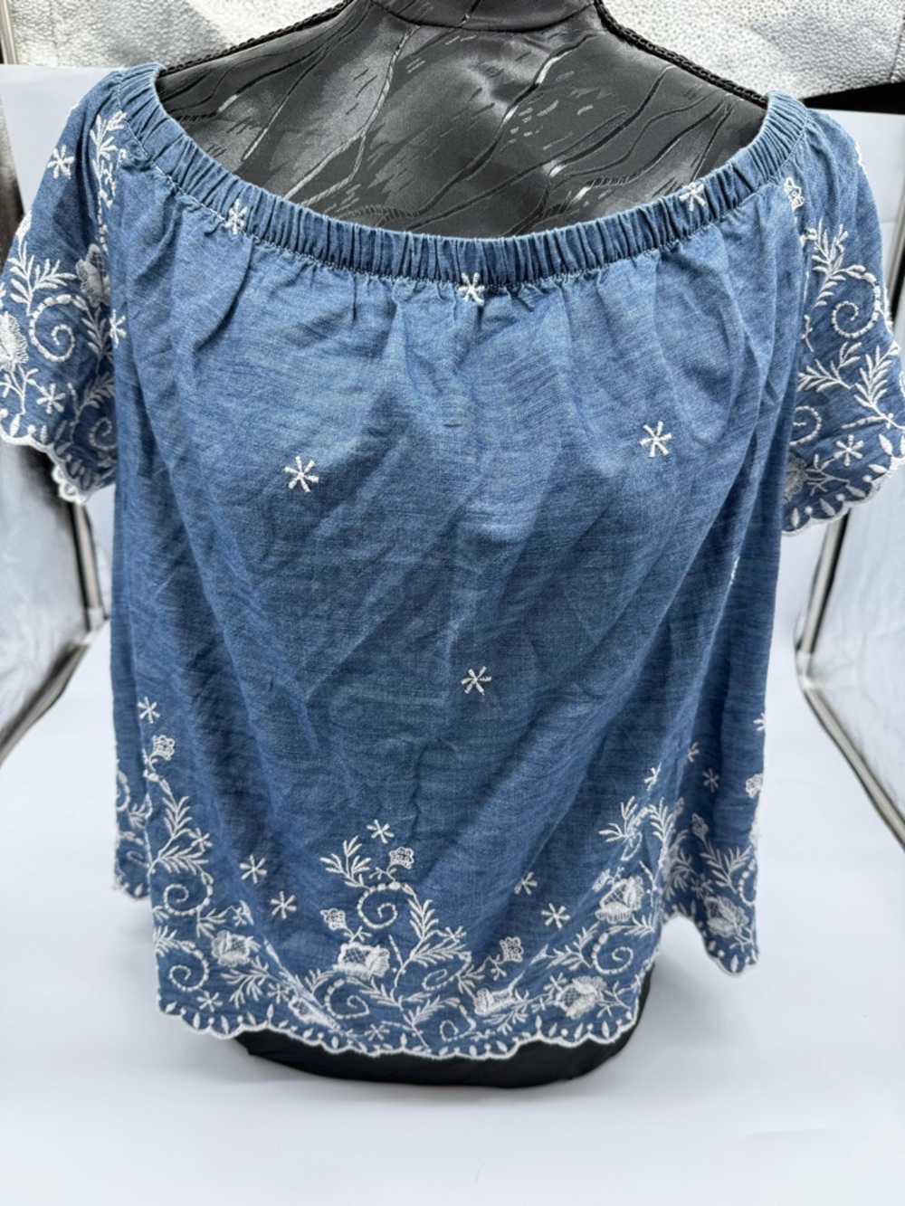 Cottagecore  boho Abercrombie & Fitch Blue Embroidered Off-Shoulder Tunic